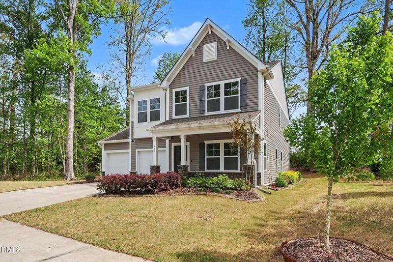 700 Atlantis St, Fuquay Varina, NC 27526