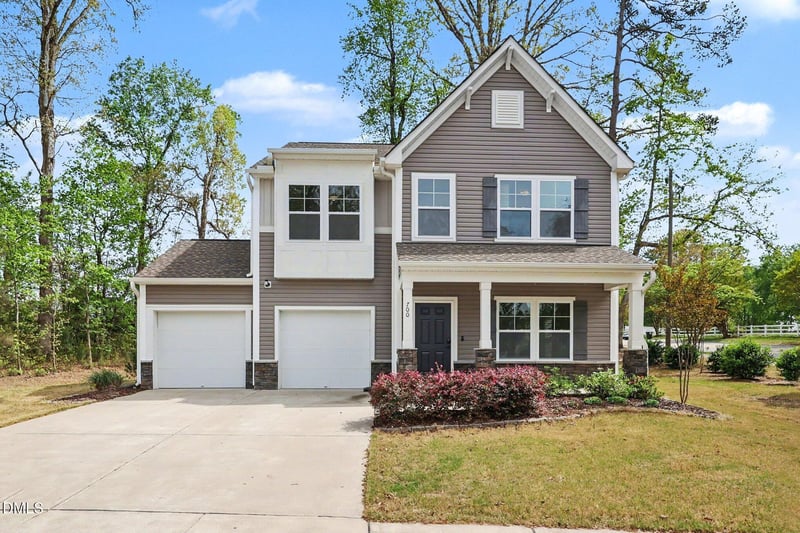 700 Atlantis St, Fuquay Varina, NC 27526