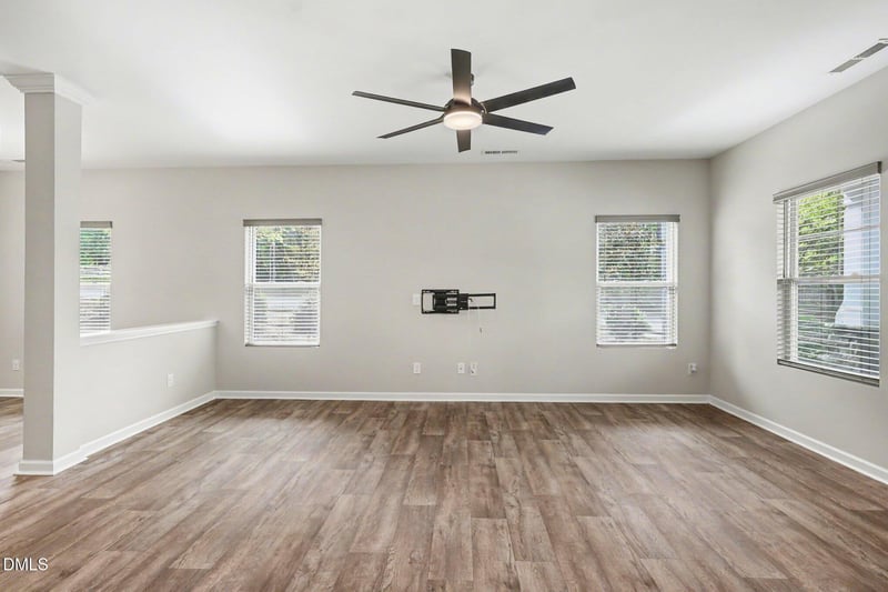 700 Atlantis St, Fuquay Varina, NC 27526