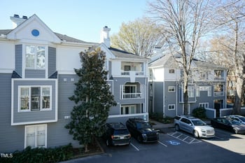 700 Bishops Park Dr #205, Raleigh, NC 27605