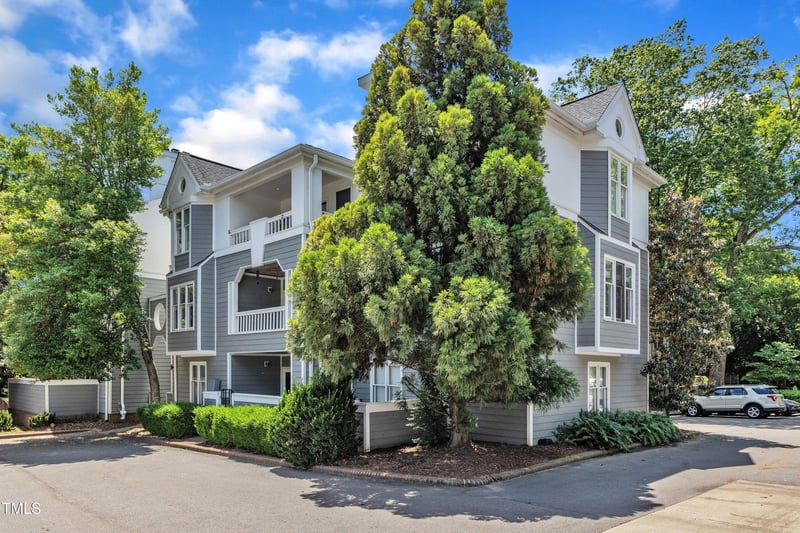 700 Bishops Park Dr, Raleigh, NC 27605
