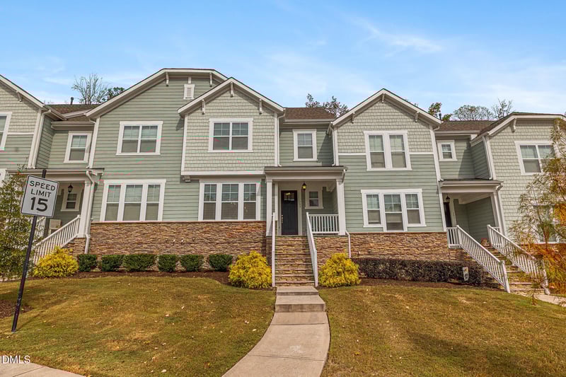 700 Carraway Garden Dr, Wake Forest, NC 27587