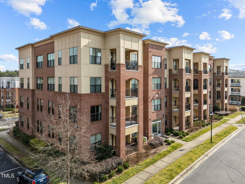 700 Finsbury St #105, Durham, NC 27703