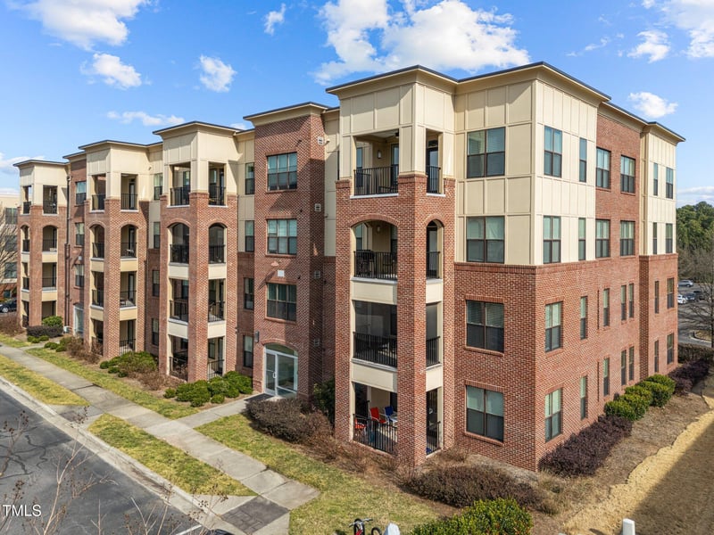 700 Finsbury St #105, Durham, NC 27703