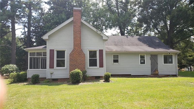 700 Hickory House Rd, Sanford, NC 27332