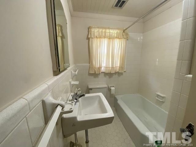 700 S King Ave, Dunn, NC 28334