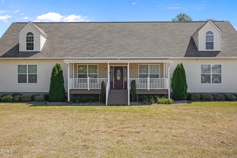 700 Mann Rd, Coats, NC 27521
