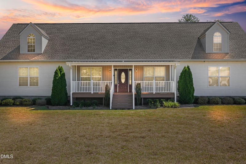 700 Mann Rd, Coats, NC 27521
