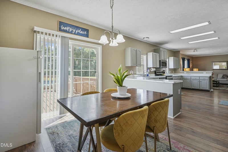 700 Mann Rd, Coats, NC 27521