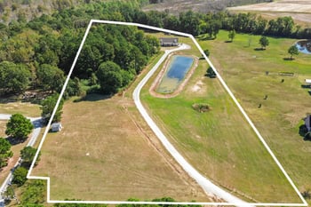 700 Mann Rd, Coats, NC 27521