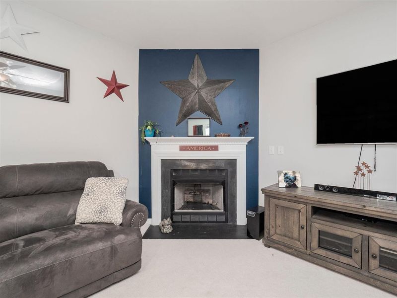 700 Marjam Ln, Fuquay Varina, NC 27526