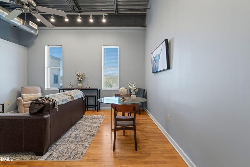 700 Market St #215, Chapel Hill, NC 27516