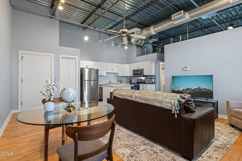 700 Market St #215, Chapel Hill, NC 27516