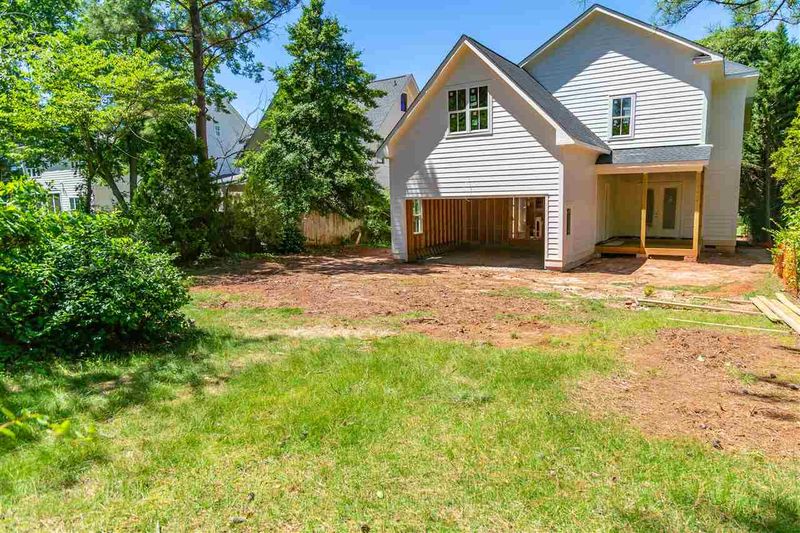 700 Mills St, Raleigh, NC 27608