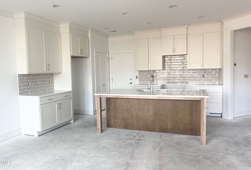 700 Mirkwood Ave, Apex, NC 27523