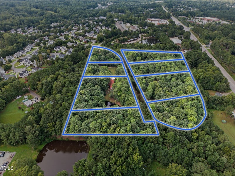 700 Oak Ridge Dr, Cary, NC 27519