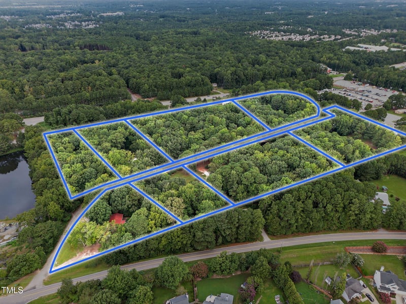 700 Oak Ridge Dr, Cary, NC 27519