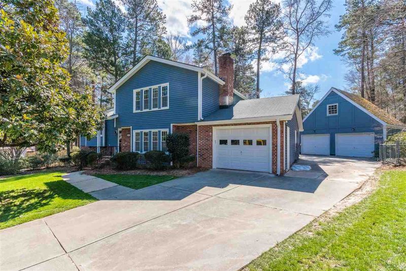 700 Sandy Ridge Ct, Raleigh, NC 27615
