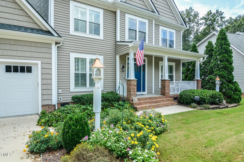 700 Sarazen Dr, Clayton, NC 27527