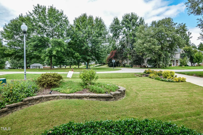 700 Sarazen Dr, Clayton, NC 27527