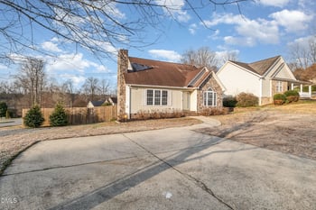 700 Thompson Rd, Graham, NC 27253