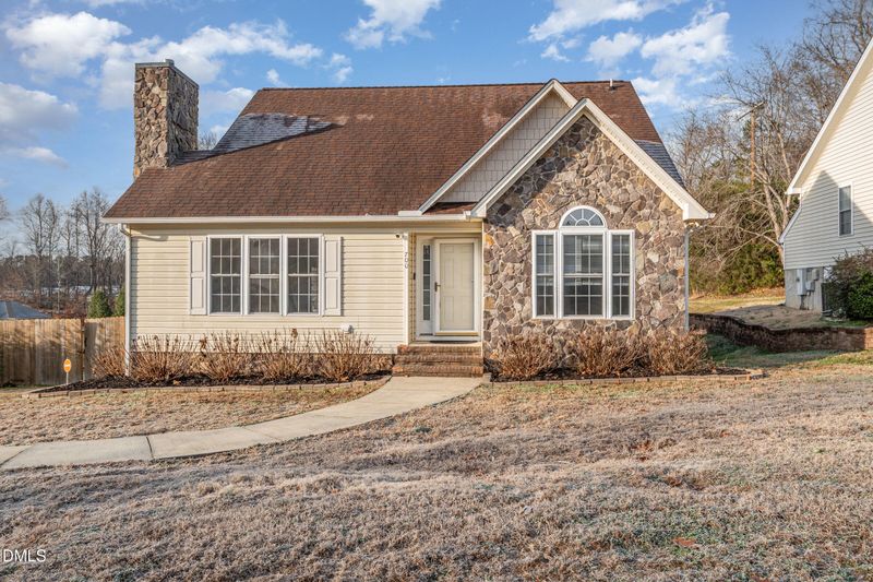 700 Thompson Rd, Graham, NC 27253