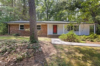 700 Tinkerbell Rd, Chapel Hill, NC 27517