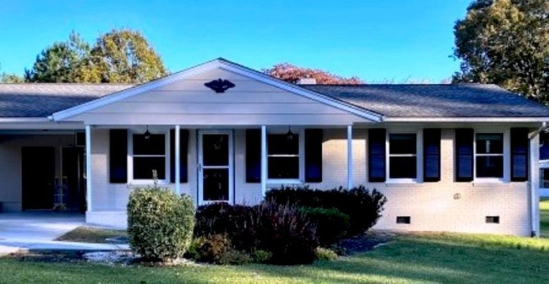 700 Wakeland Dr, Garner, NC 27529