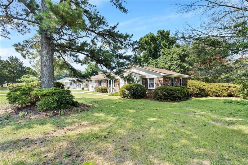 7000 Bostick Ct, Fayetteville, NC 28314