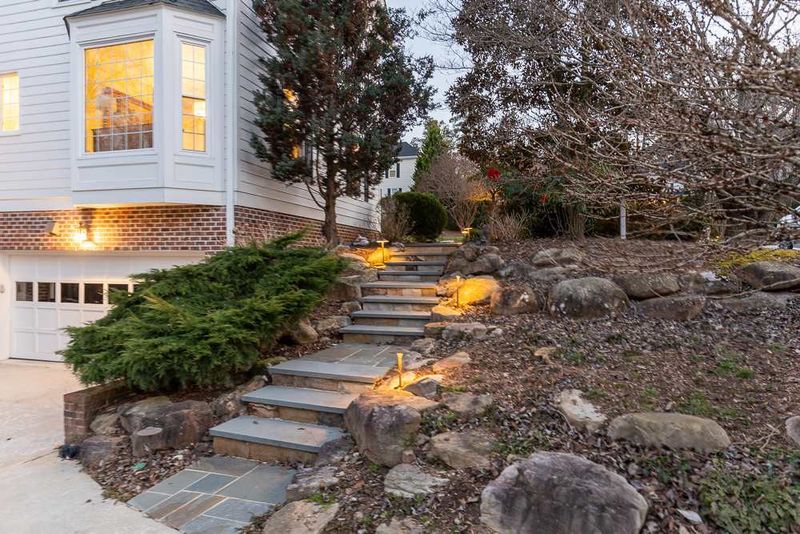 7000 Saddle Springs Ct, Raleigh, NC 27615
