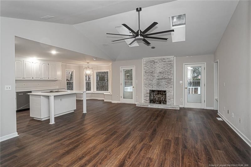 7001 Calamar Dr, Fayetteville, NC 28314