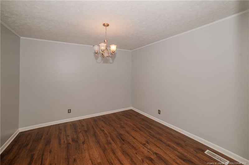 7001 Pantego Dr, Fayetteville, NC 28314