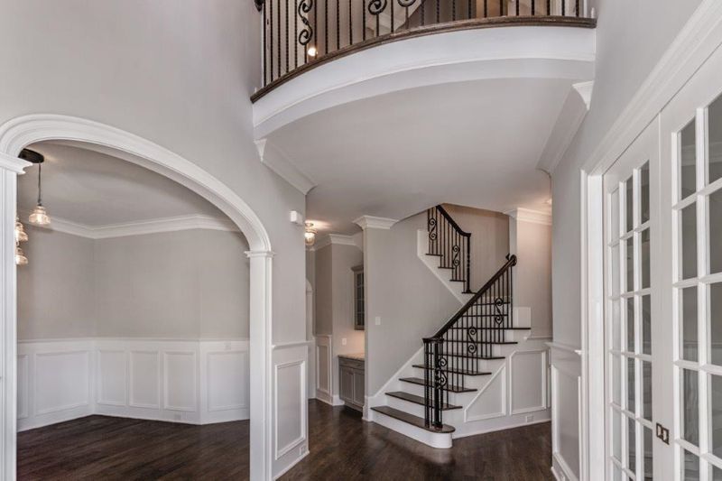 7004 Bartons Grove Pl, Raleigh, NC 27614