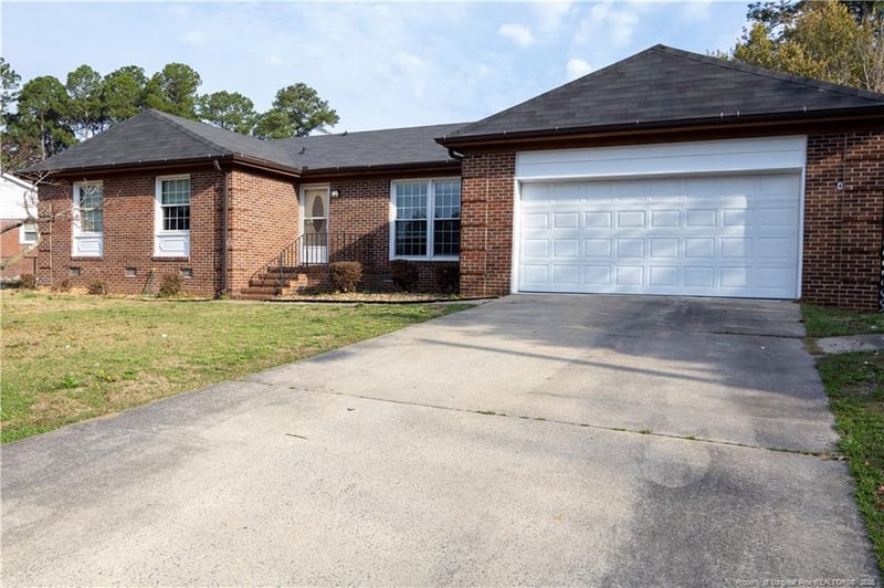 7004 Kittridge Dr, Fayetteville, NC 28314
