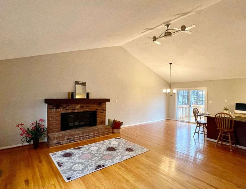 7008 Fox Rd, Raleigh, NC 27616