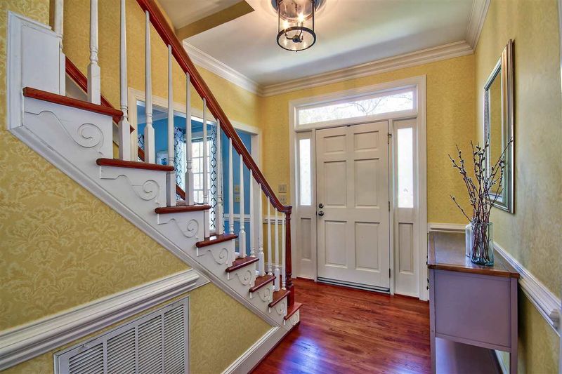 7008 Spring Ridge Rd, Cary, NC 27518