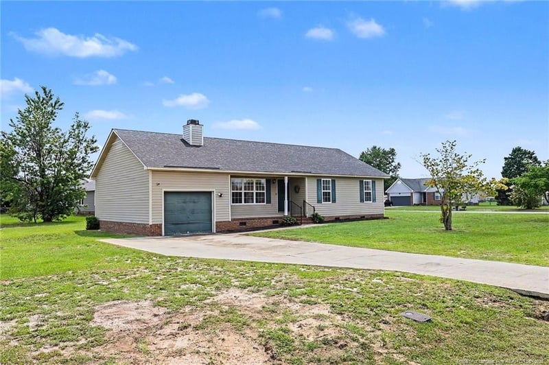 7009 Byerly Dr, Hope Mills, NC 28348