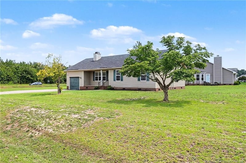 7009 Byerly Dr, Hope Mills, NC 28348