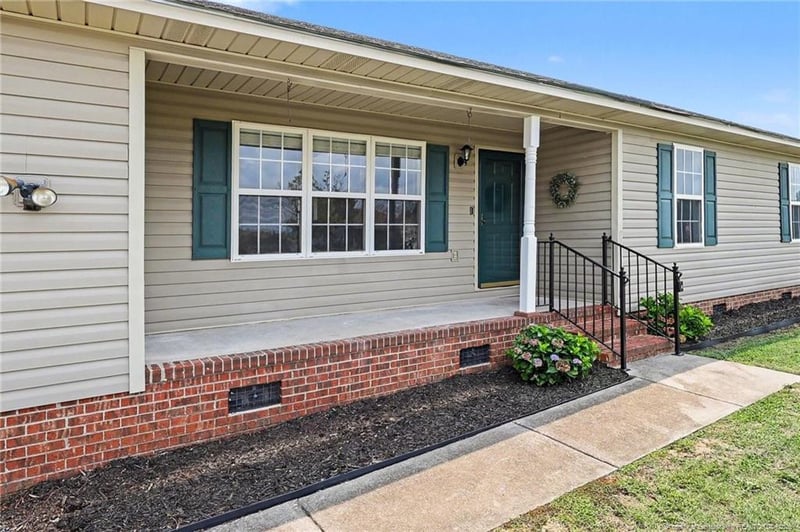 7009 Byerly Dr, Hope Mills, NC 28348