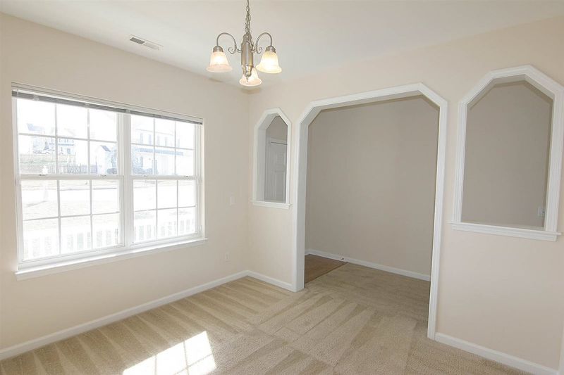 7009 Spanglers Spring Way, Raleigh, NC 27610