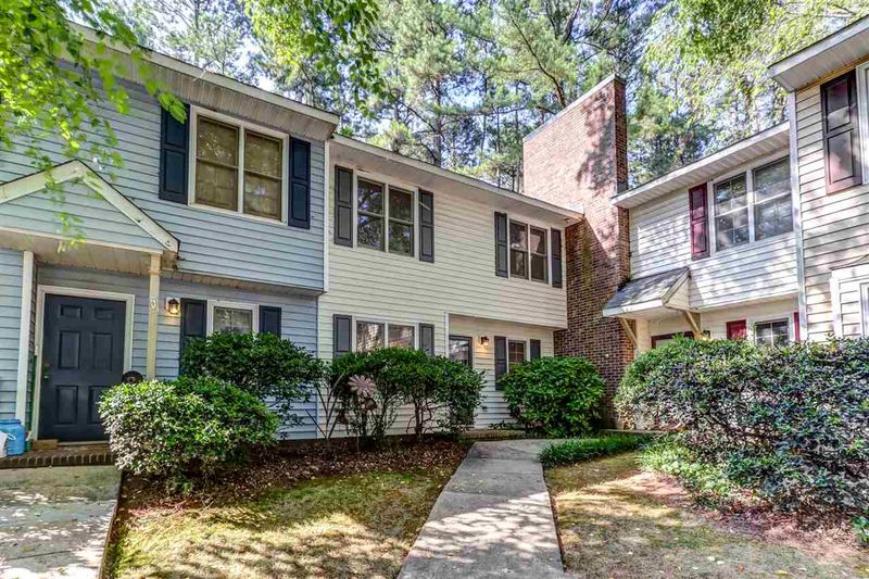 7009 Staghorn Ln #7009, Raleigh, NC 27615