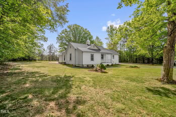 701 701 Oakwood St, Mebane, NC 27302