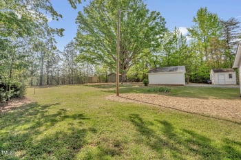 701 701 Oakwood St, Mebane, NC 27302