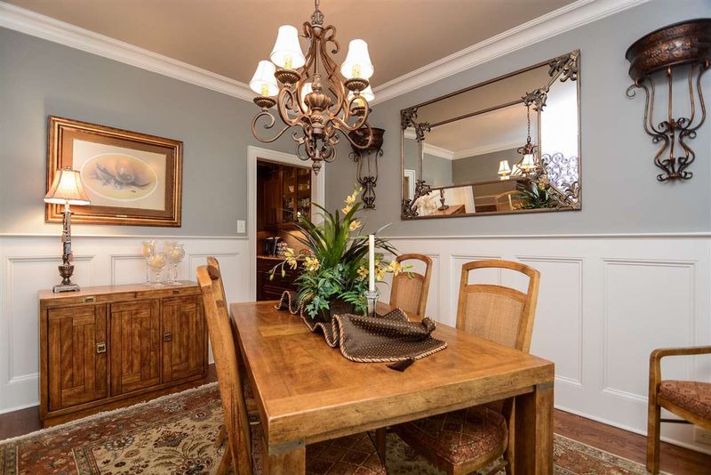 701 Apalachia Lake Dr, Fuquay Varina, NC 27526