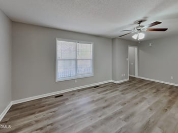 701 Avondale Dr, Clayton, NC 27520