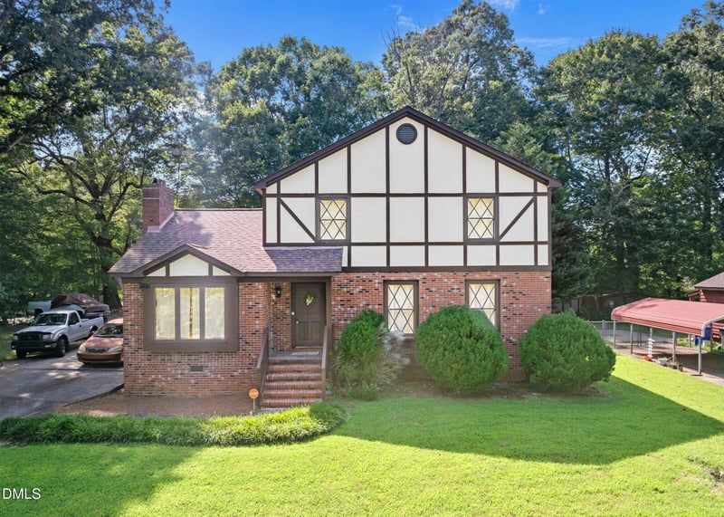 701 Carr St, Mebane, NC 27302