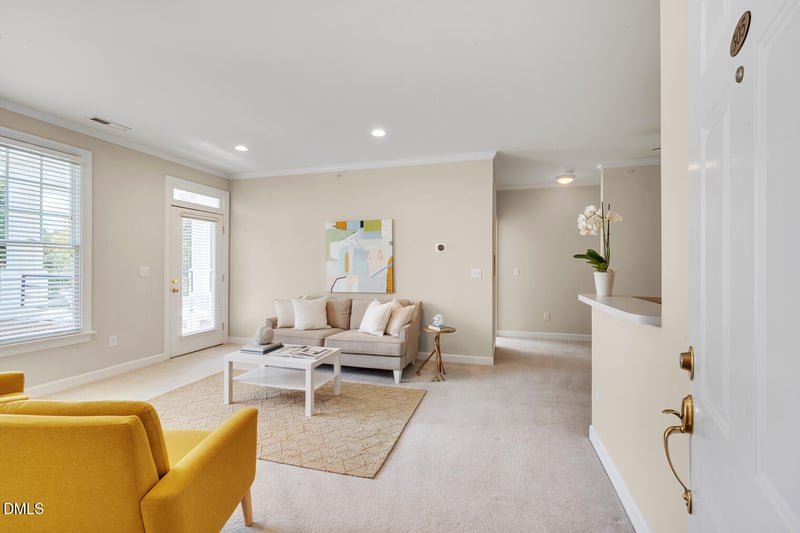 701 Copperline Dr #305, Chapel Hill, NC 27516