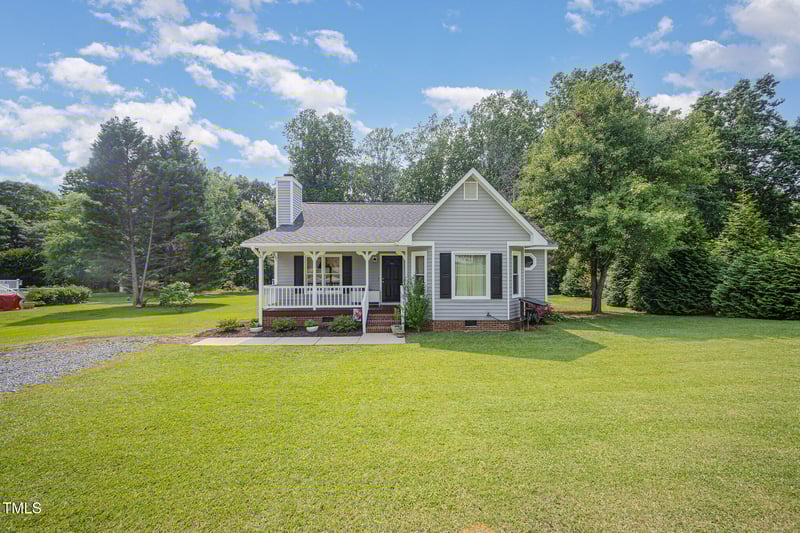 701 Creekside Dr, Clayton, NC 27520