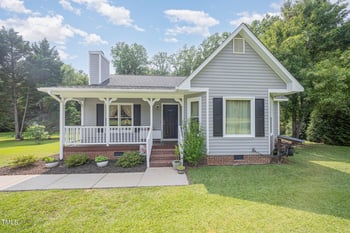 701 Creekside Dr, Clayton, NC 27520