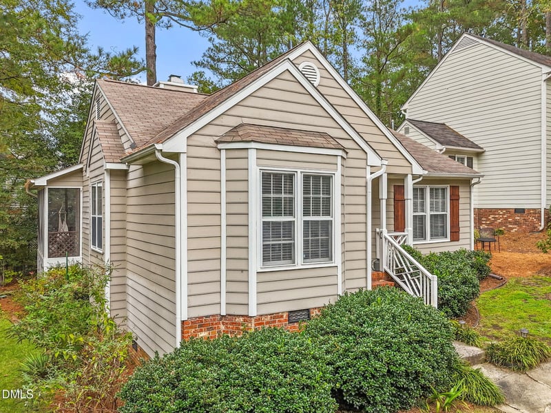 701 Cross Timbers Dr, Durham, NC 27713